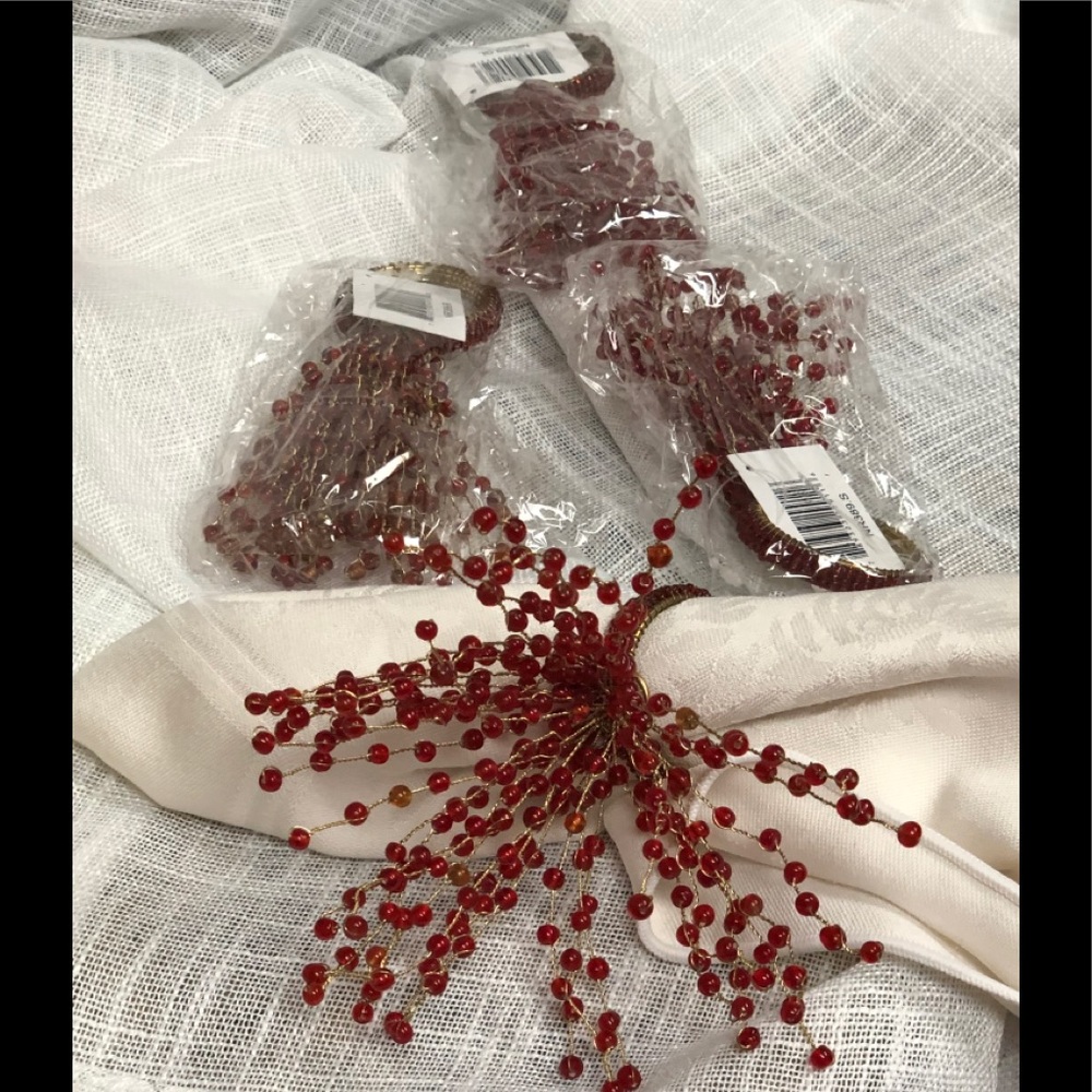 Saro Lifestyle Beaded Spray napkink Ring